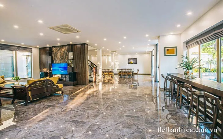 Tầng 1 Villa DB06 rộng rãi thoải mái ăn vui chơi và tổ chức tiệc